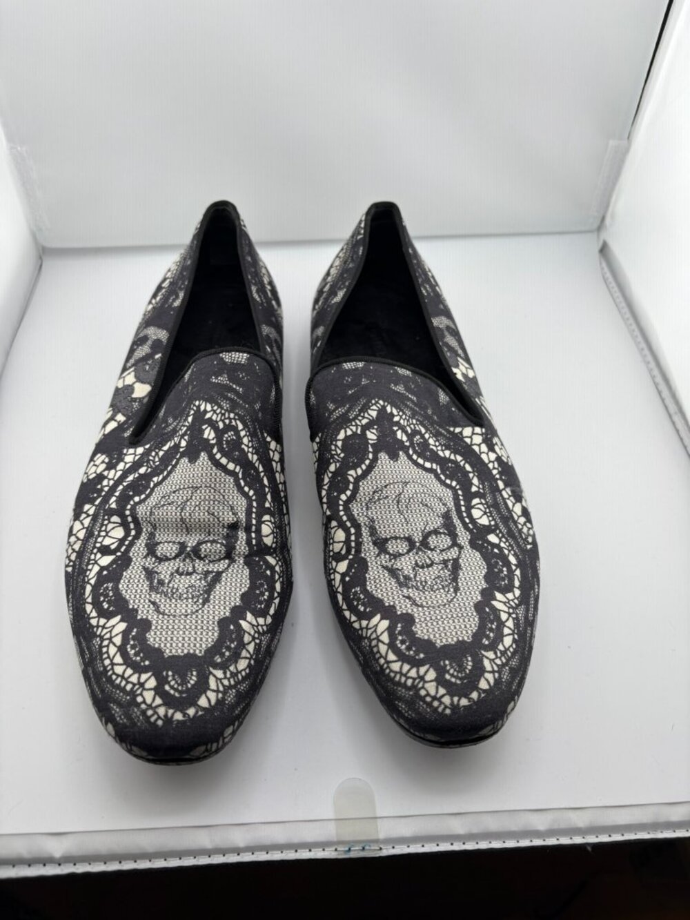 #S144 Alexander McQueen Black with Skull Loafers